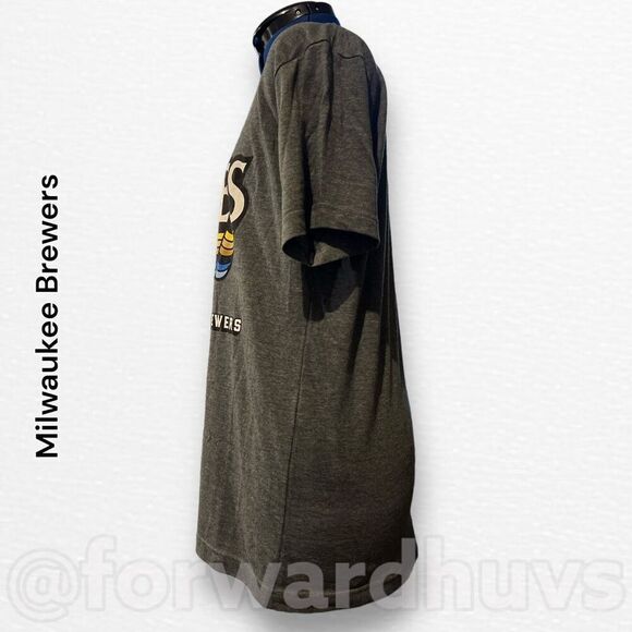 Milwaukee Brewers & The Beatles Unisex T-shirt  Size Medium - Picture 6 of 11